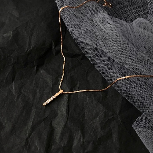 💫Insta crystal bar necklace - Picture 6 of 6